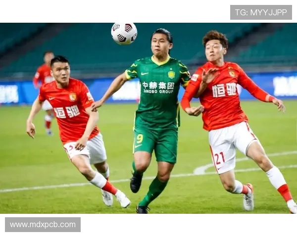 重庆排球队以89分领跑大师赛积分榜展现强劲实力