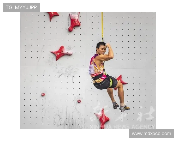 重庆滑板队在世界攀岩锦标赛中以100分稳居积分榜首位 重庆滑板队在世界攀岩锦标赛中以100分稳居积分榜首位