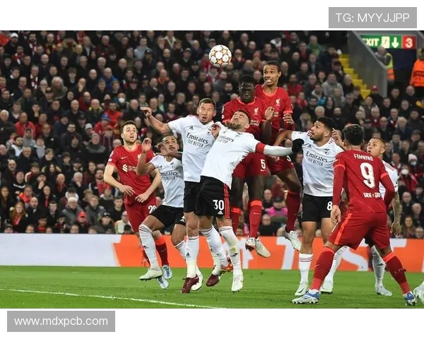 利物浦与曼联激战回顾精彩视频分析及最新赛况报道 利物浦与曼联激战回顾精彩视频分析及最新赛况报道