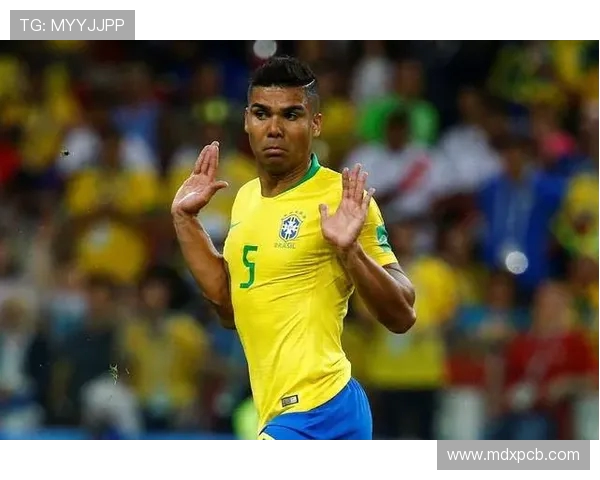 卡塞米罗的足球之路:从巴西天才到欧洲顶级中场的传奇历程 卡塞米罗的足球之路:从巴西天才到欧洲顶级中场的传奇历程